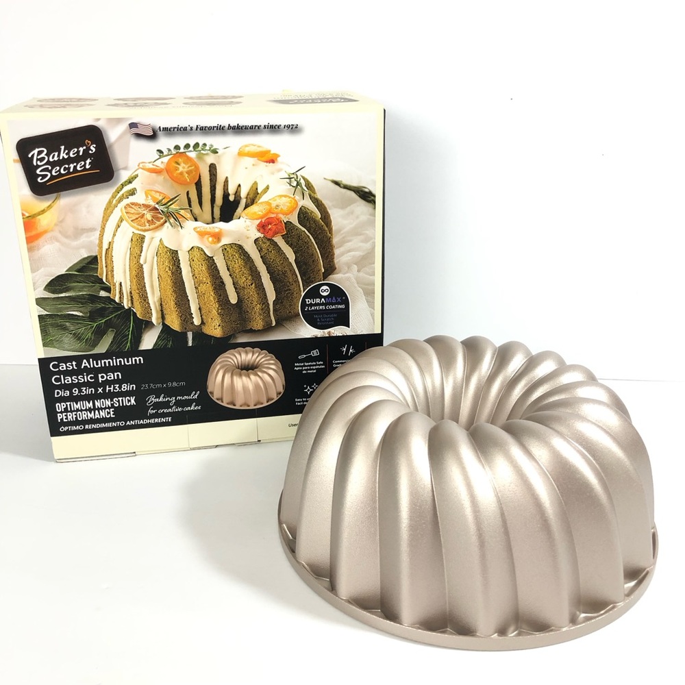 Bakers Secret Classic Bundt Pan Cake Baking Mold Cast Aluminum Collection New